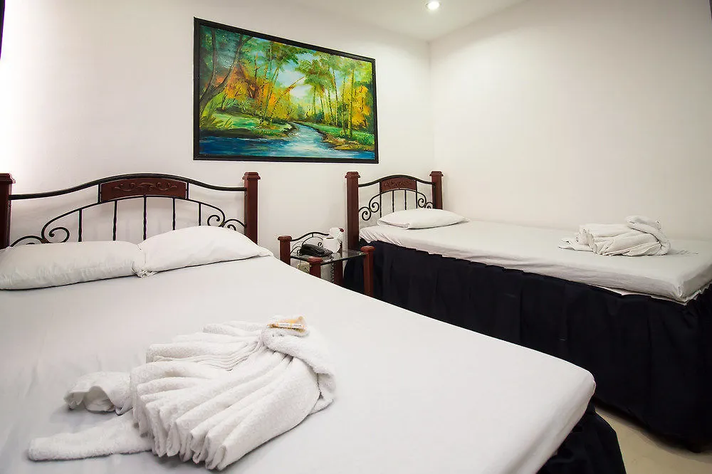 Hotel Tone Cali